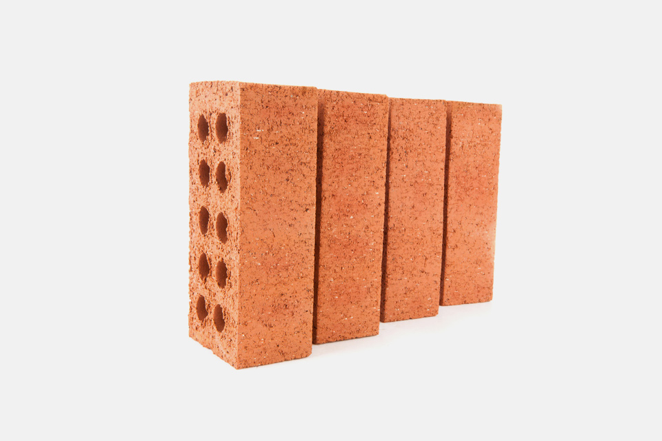Clay brick